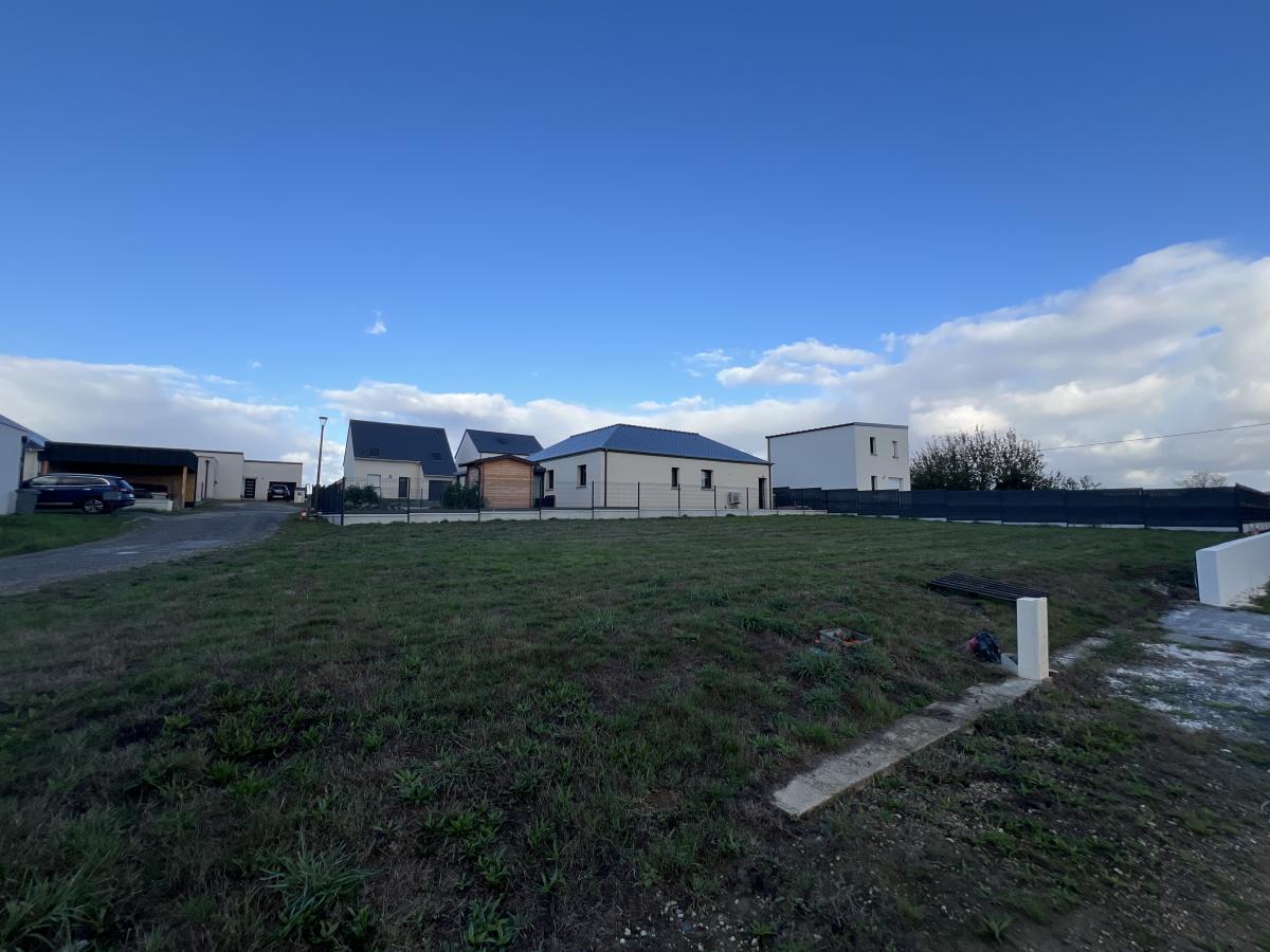 Terrain 479 m² · à Plumaudan · 28 000 €