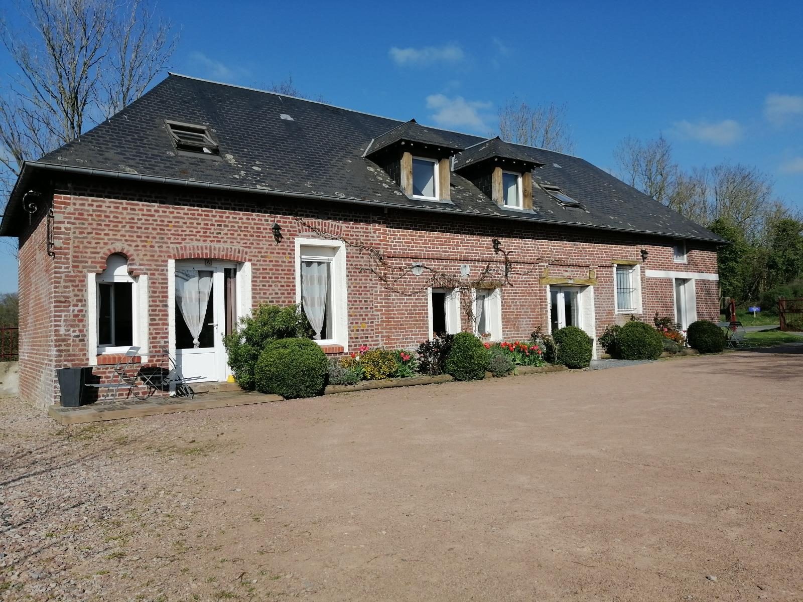 Maison 8 pièces 160 m² · à Saint-Gatien-des-Bois · 160 m² · 446 250 €
