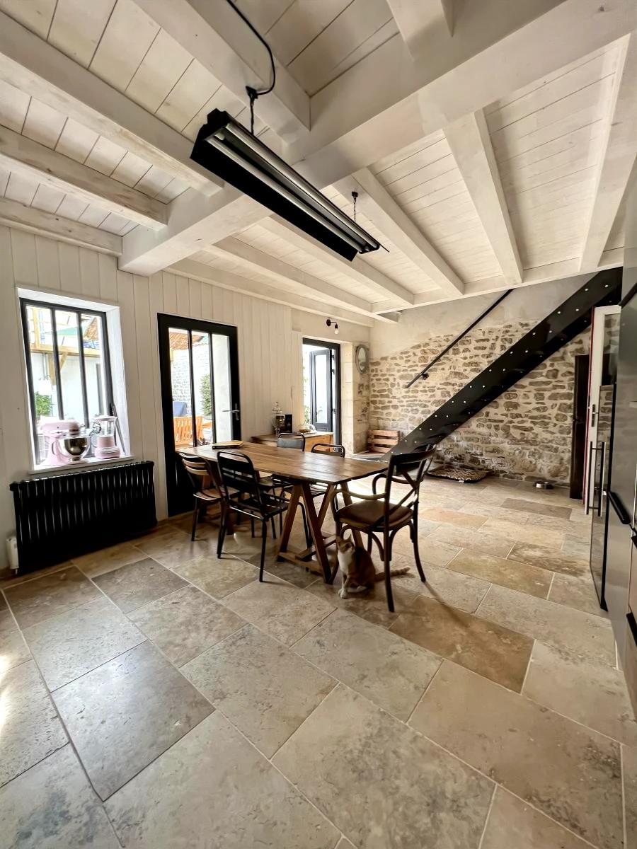 Maison 7 pièces 166 m² · à La Flotte · 166 m² · 934 000 €