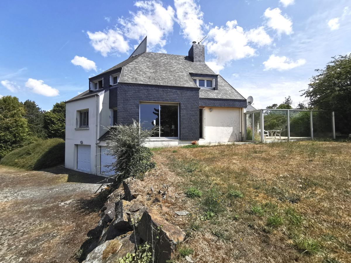 Maison 8 pièces 192 m² · à La Roche-Derrien · 191,8 m² · 291 450 €