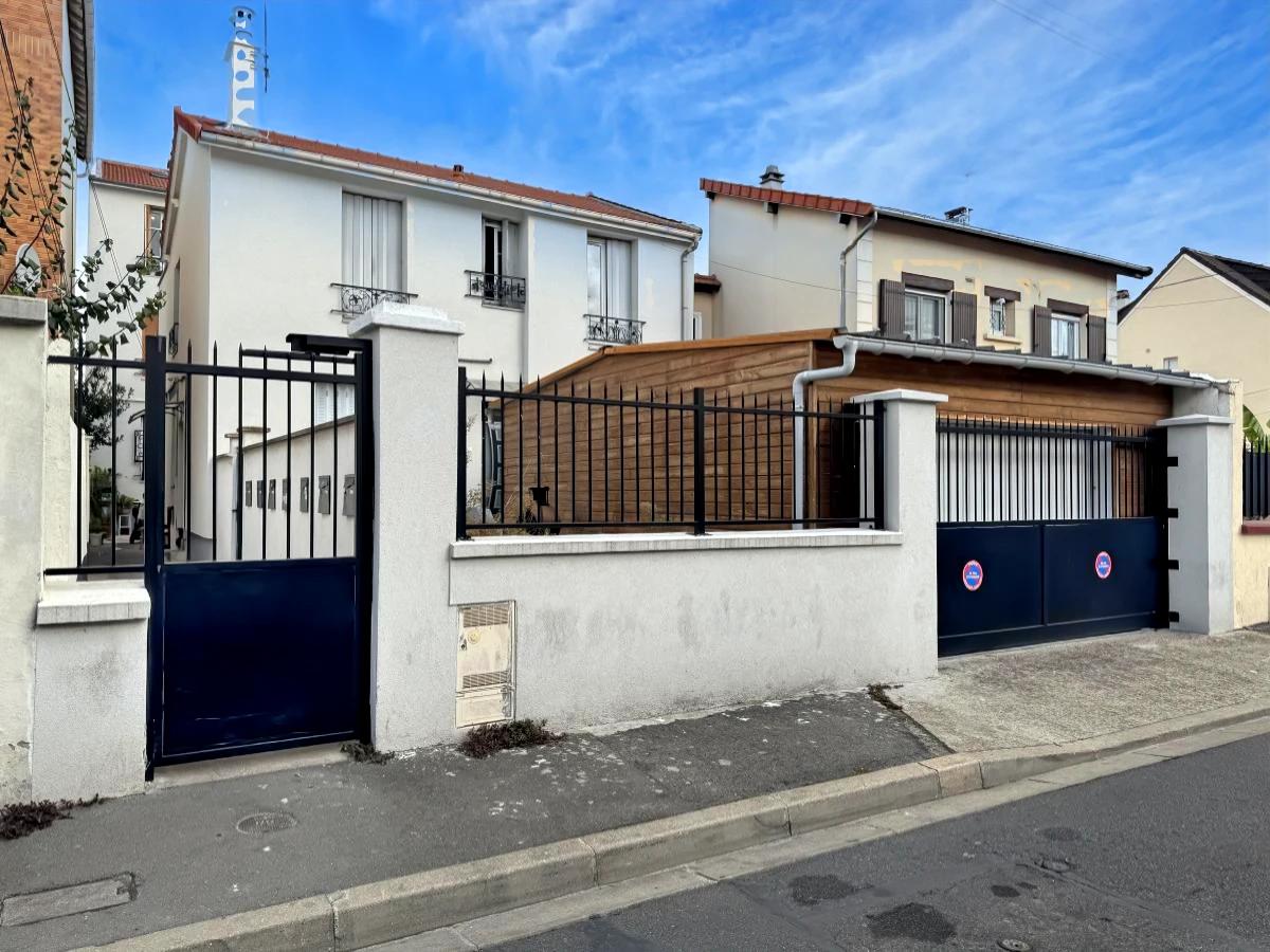 Immeuble 1 pièce 280 m² · à Drancy · 280,4 m² · 1 041 600 €