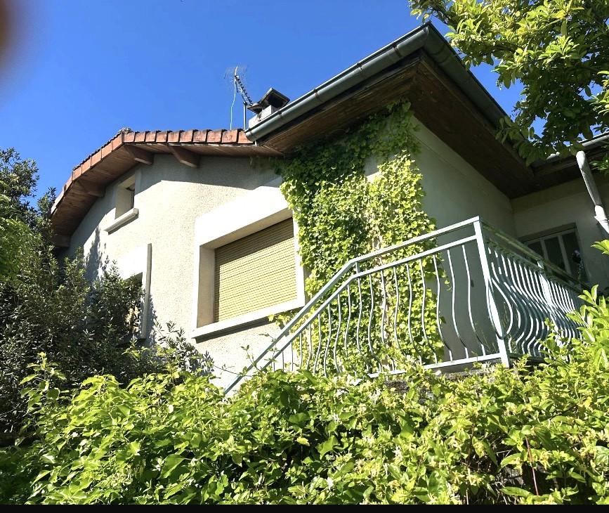 Maison 5 pièces 128 m² · à Saint-Pierre-de-Chandieu · 127,7 m² · 260 000 €