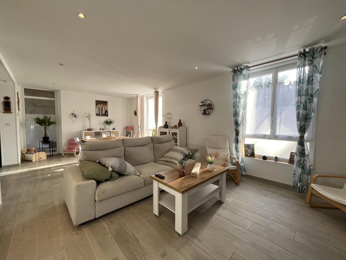 Maison 5 pièces 118 m² · à Nogent-l'Abbesse · 118 m² · 1 200 €/mois
