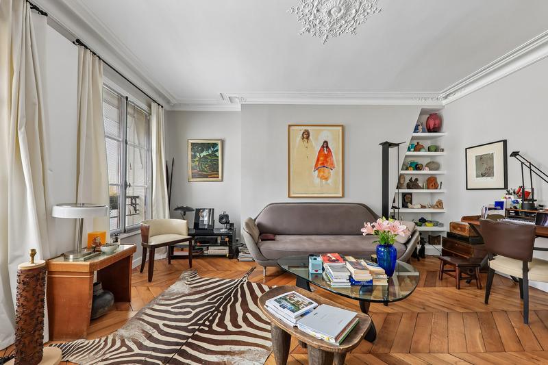 Appartement 4 pièces 81 m² · à Paris 8e Arrondissement · 81,2 m² · 1 200 000 €