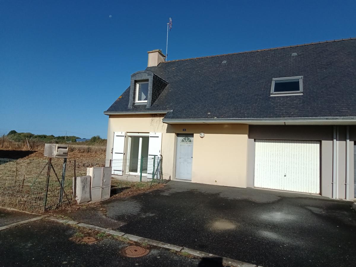 Maison 4 pièces 87 m² · à Plonéour-Lanvern · 87 m² · 210 500 €