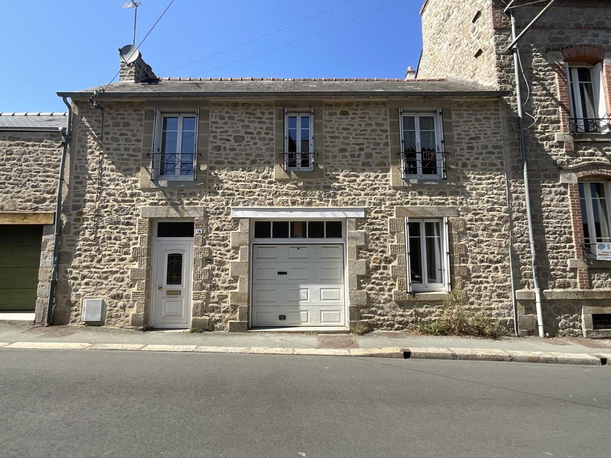 Maison 140 m² · à Dinan · 140 m² · 293 000 €