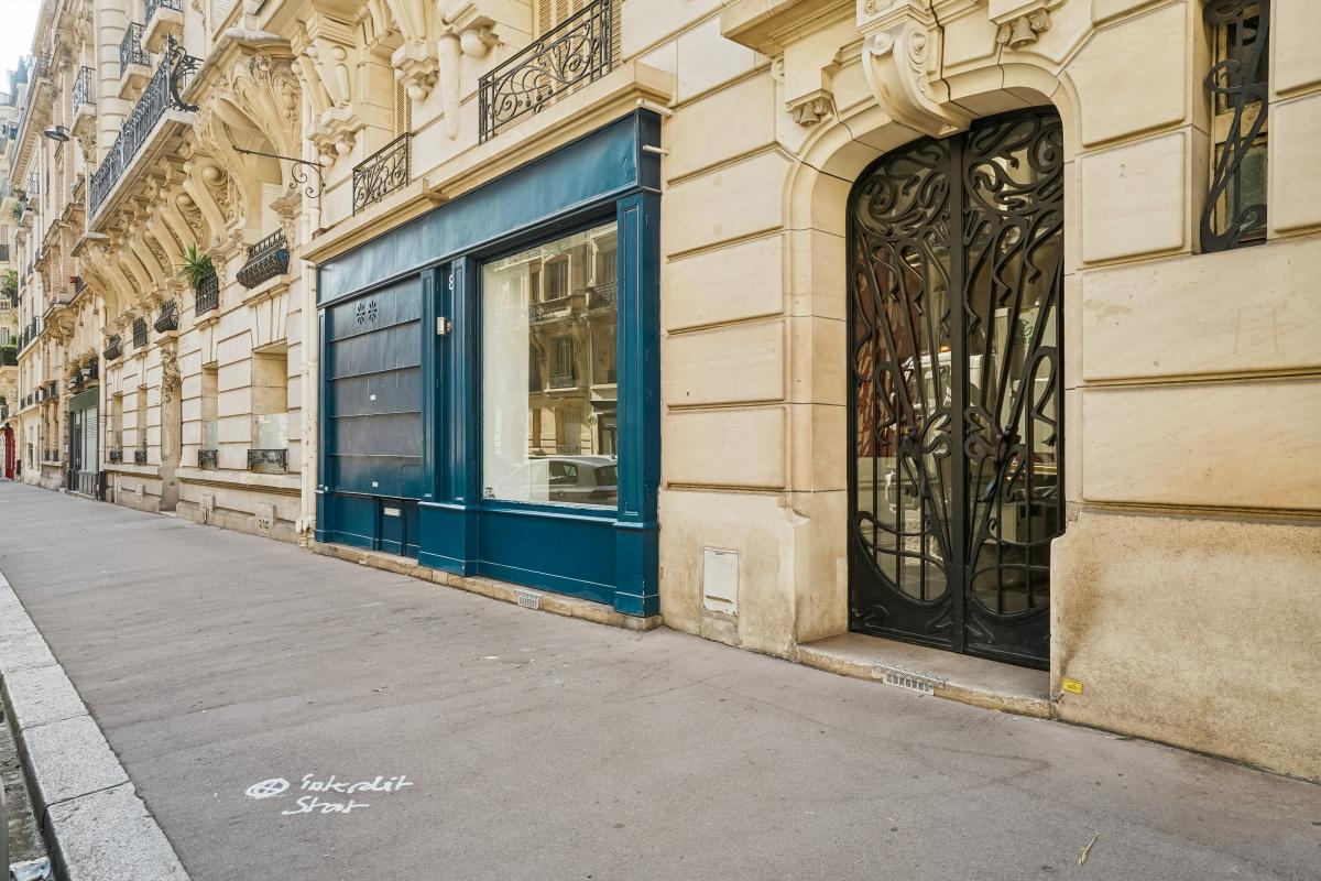 Réseau des notaires · à Paris 15e Arrondissement · 56,6 m² · 480 000 €