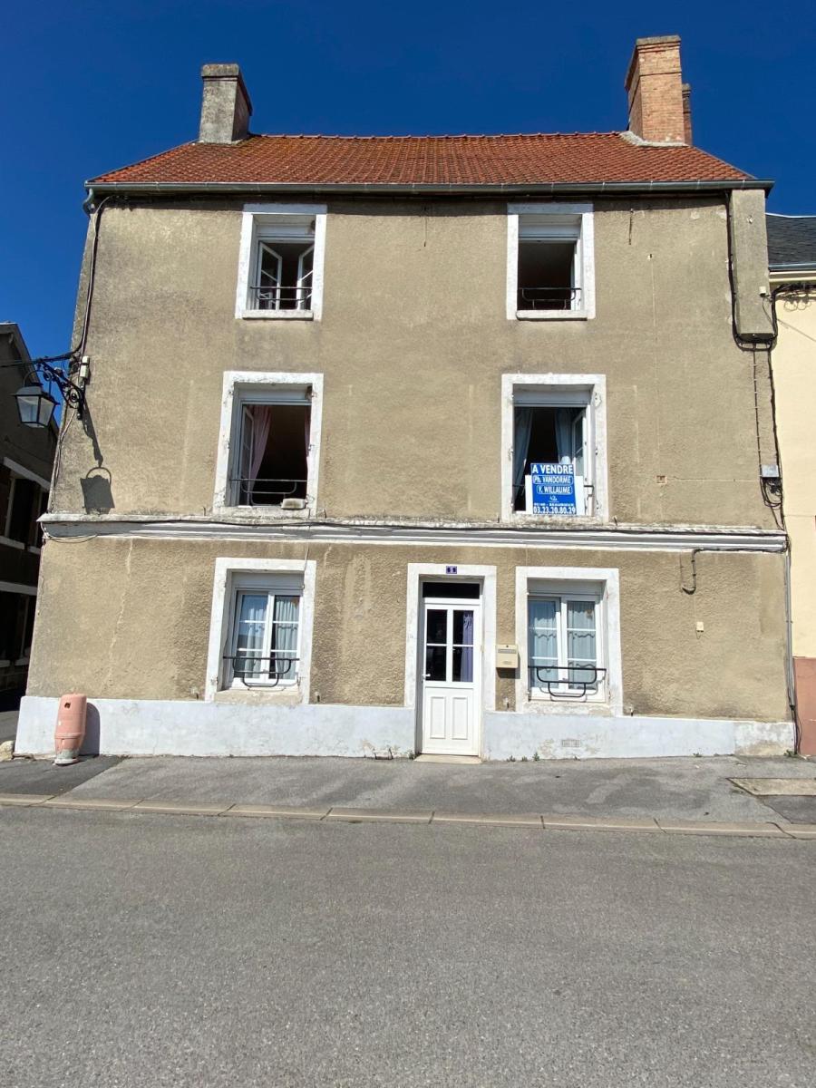 Maison 8 pièces 161 m² · à Beaurieux · 160,9 m² · 84 800 €