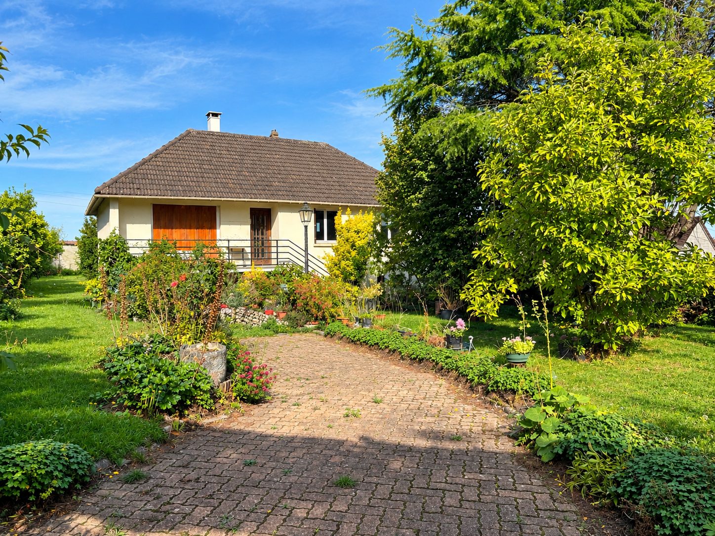 Maison 4 pièces 81 m² · à Villers-sur-le-Roule · 81 m² · 147 000 €