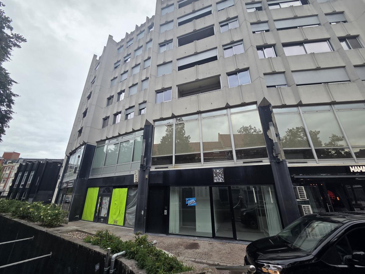 Local commercial 63 m² · à Lille · 62,7 m² · 246 000 €