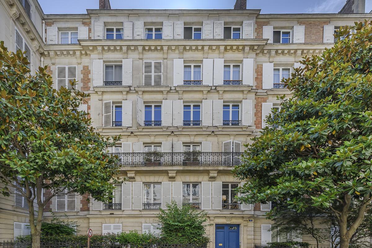 Appartement 5 pièces 127 m² · à Neuilly-sur-Seine · 127,1 m² · 1 325 000 €