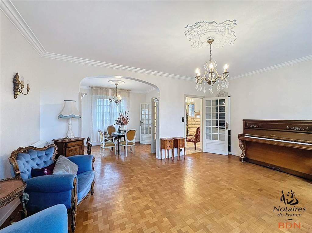 Maison 6 pièces 177 m² · à Téteghem-Coudekerque-Village · 177 m² · 499 000 €