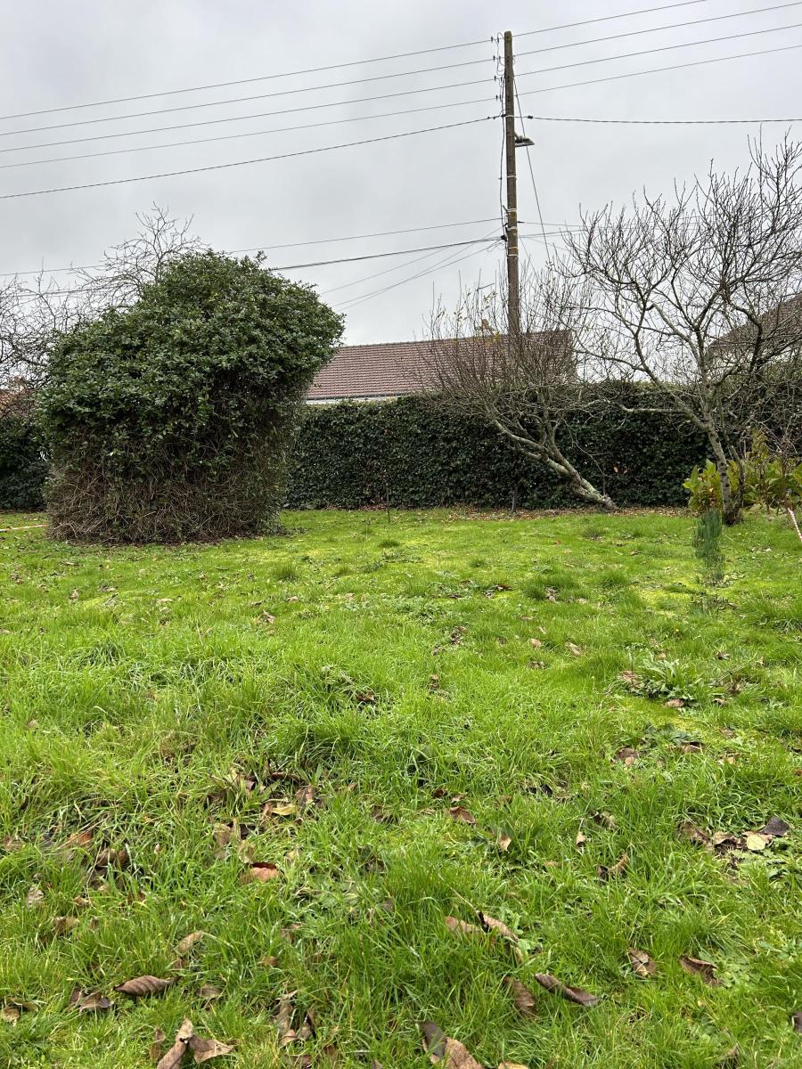 LE PELLERIN : Terrain à bâtir centre bourg · 60 175 €