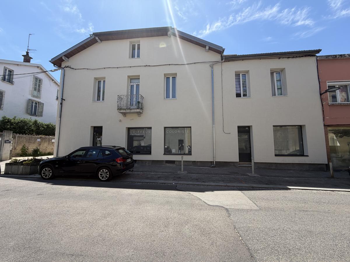 Appartement 2 pièces 33 m² · à Oyonnax · 33 m² · 550 €/mois