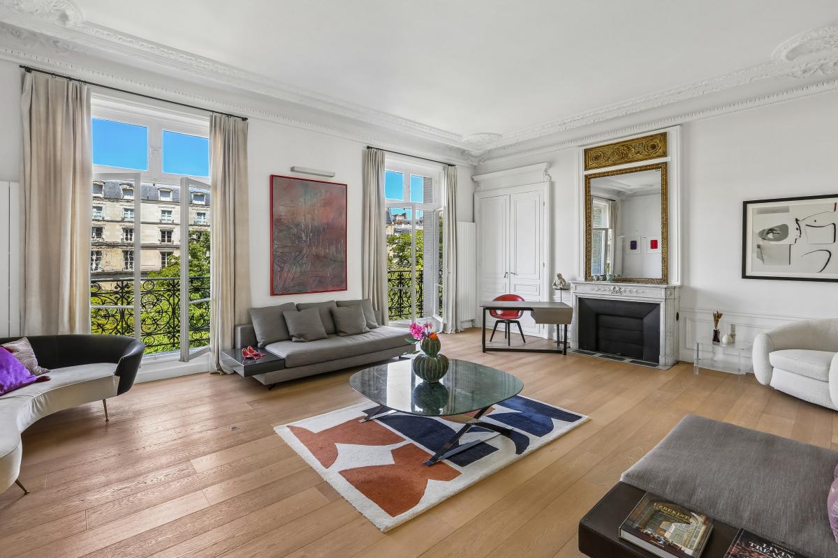 Appartement 6 pièces 307 m² · à Paris 16e Arrondissement · 306,6 m² · 5 800 000 €