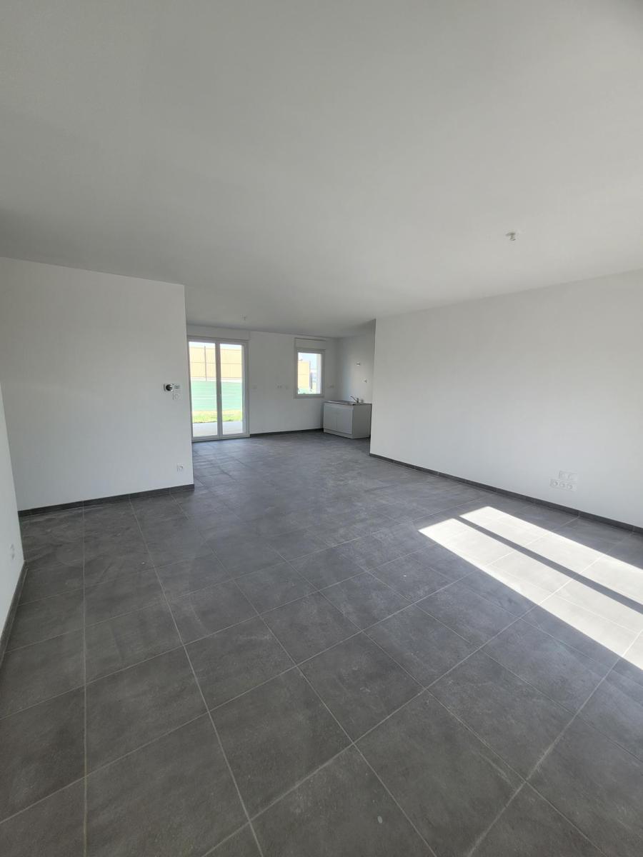 Maison 4 pièces 84 m² · au Vaudreuil · 83,6 m² · 1 180 €/mois