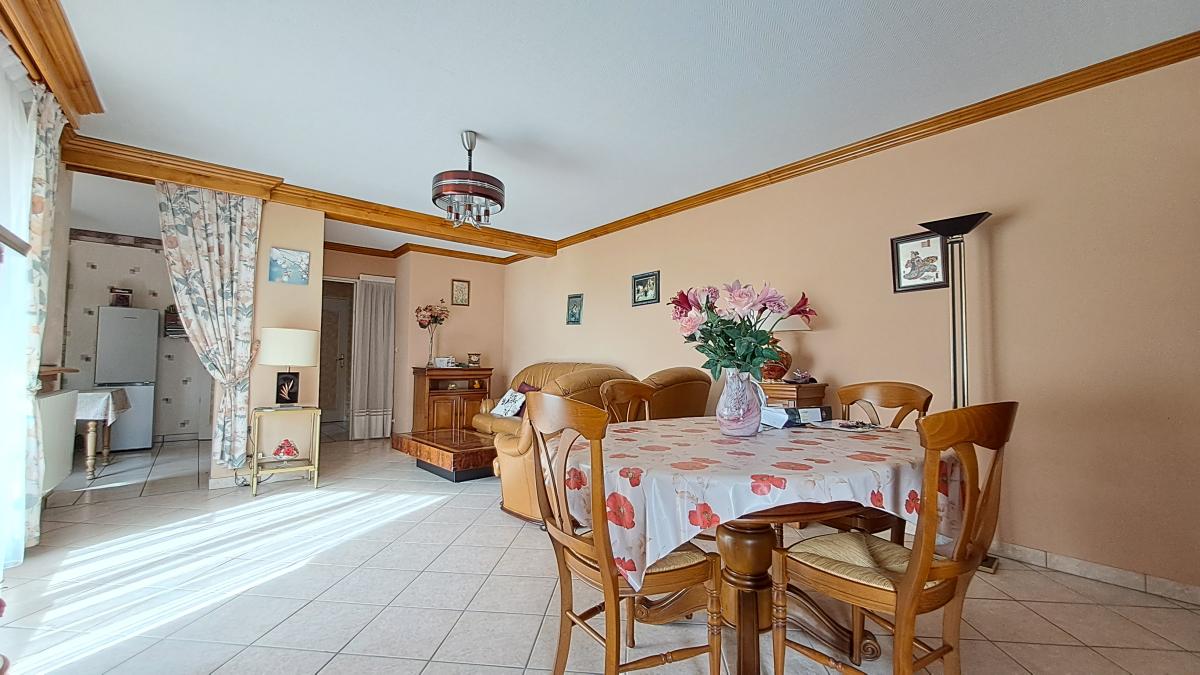 Appartement 3 pièces 81 m² · à Gleizé · 80,5 m² · 149 000 €