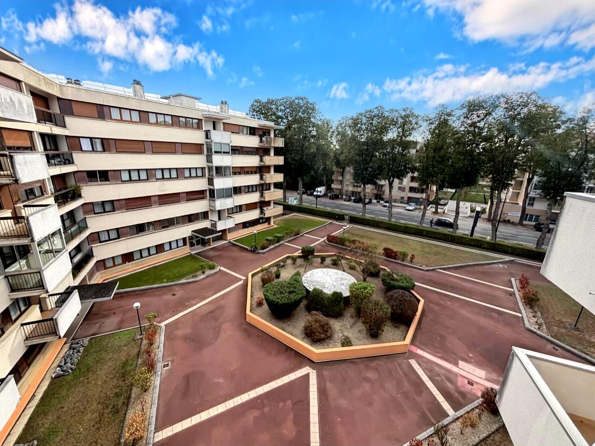 Appartement 4 pièces 75 m² · à Amiens · 75,2 m² · 138 600 €