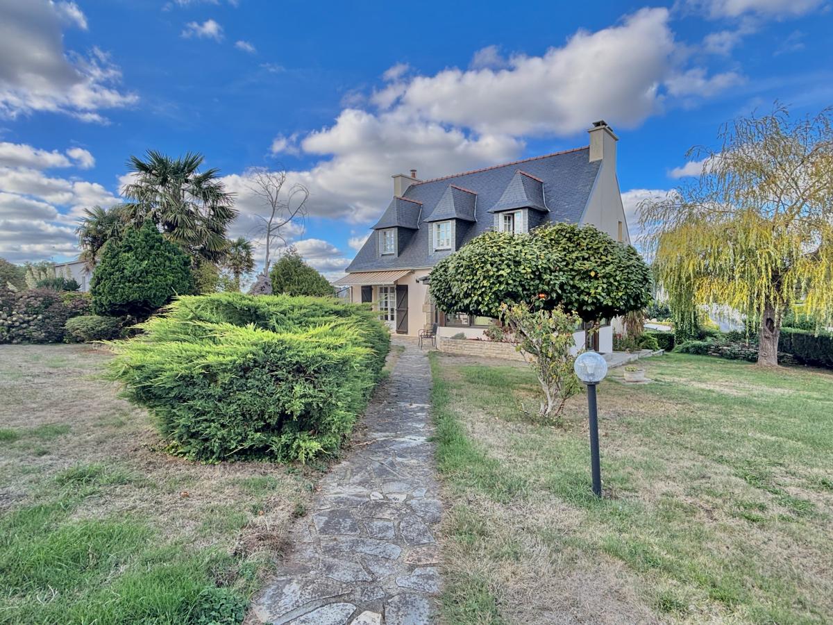 Maison 5 pièces 142 m² · à Saint-Évarzec · 142 m² · 329 175 €