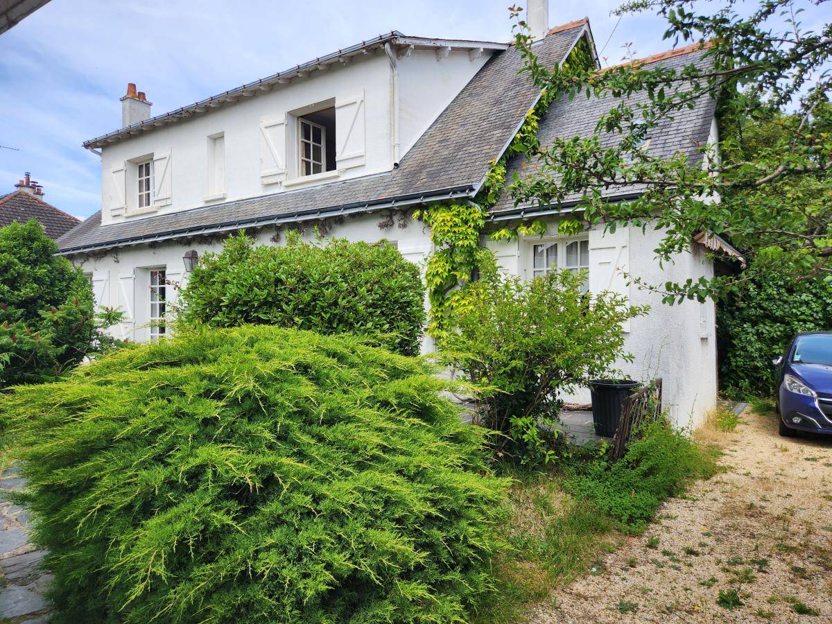 Maison 6 pièces 131 m² · à Joué-lès-Tours · 131 m² · 241 500 €