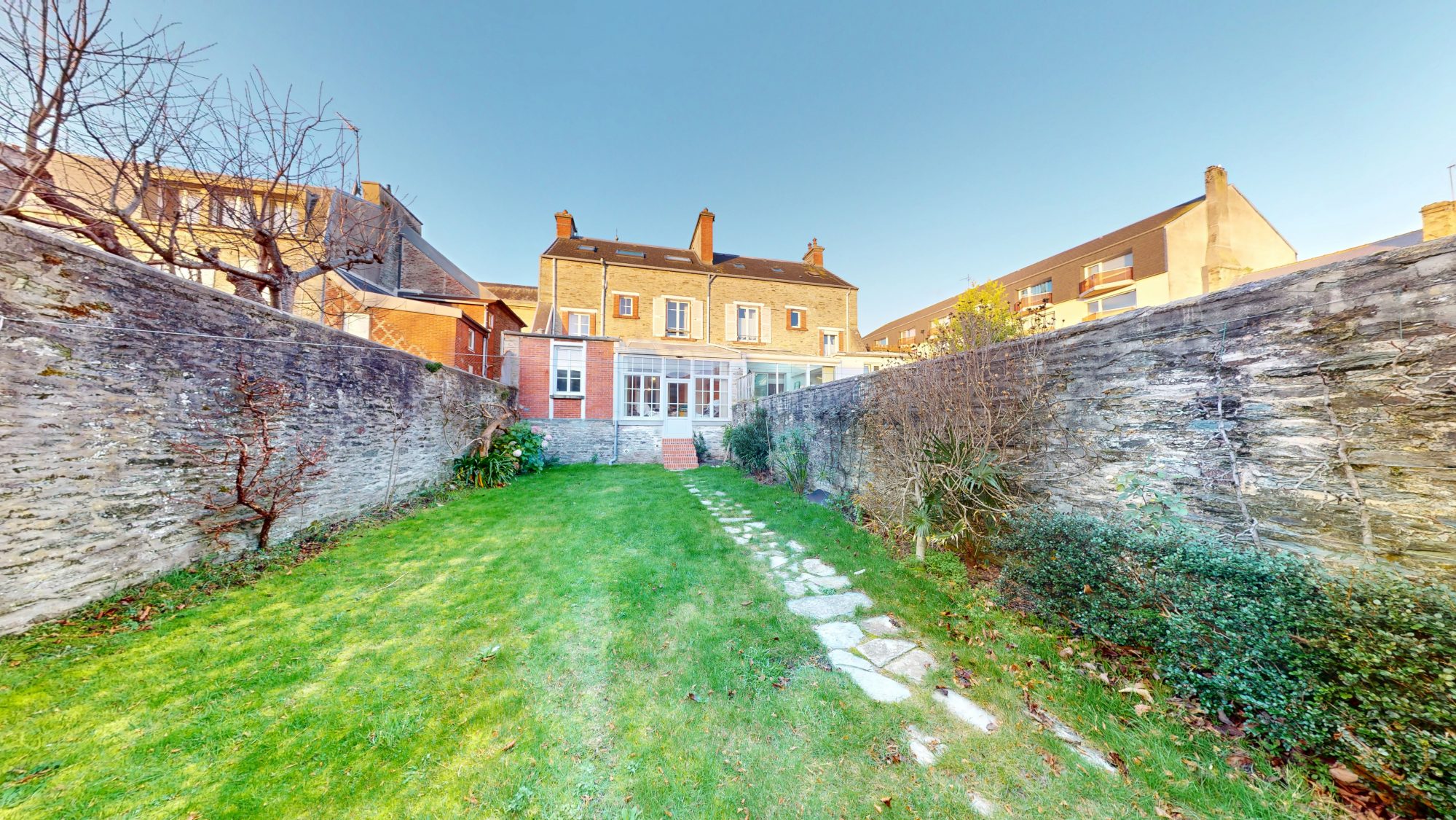 Maison 7 pièces 149 m² · à Cherbourg-en-Cotentin · 148,6 m² · 335 240 €