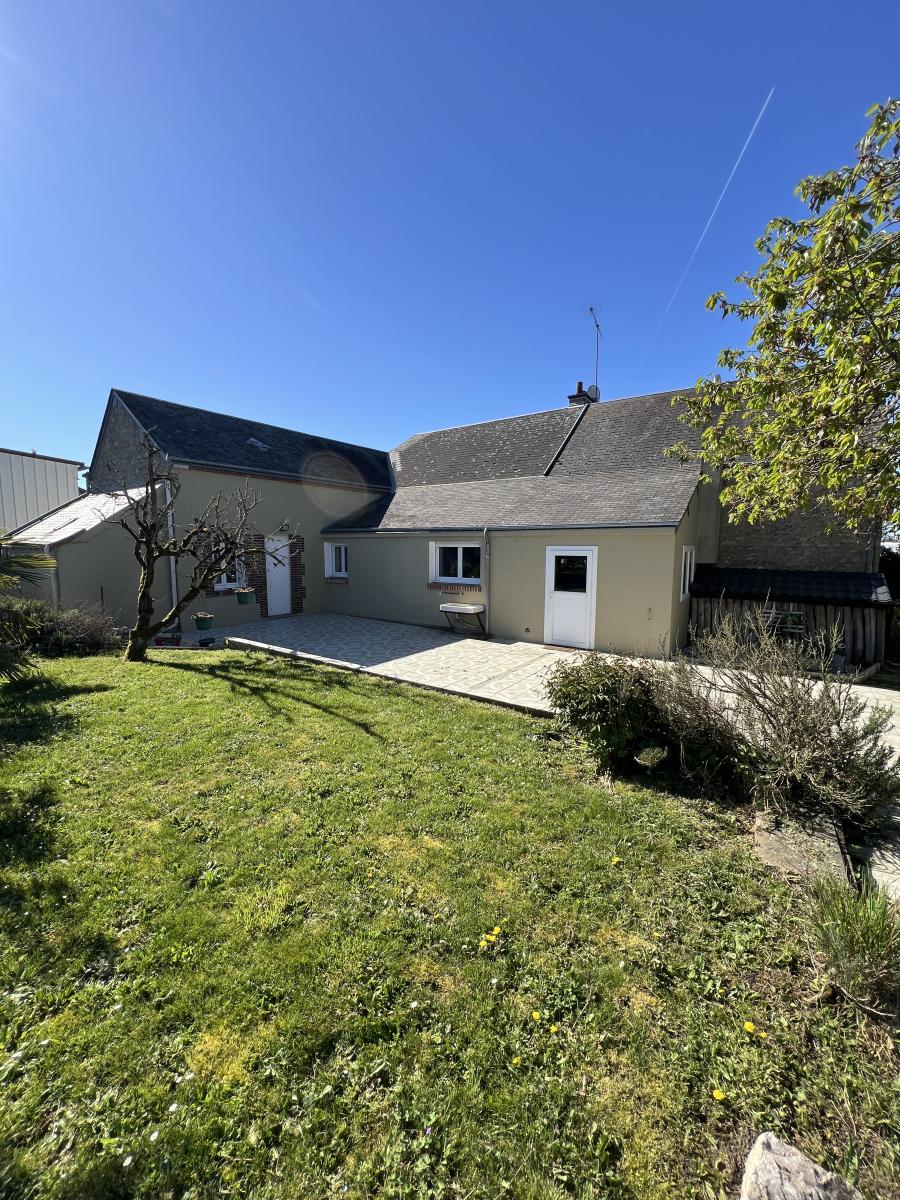 Maison 4 pièces 77 m² · à Saint-Léonard-en-Beauce · 76,9 m² · 154 760 €