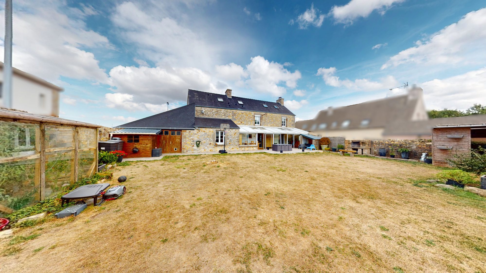 Maison 7 pièces 178 m² · à Les Pieux · 177,6 m² · 438 398 €