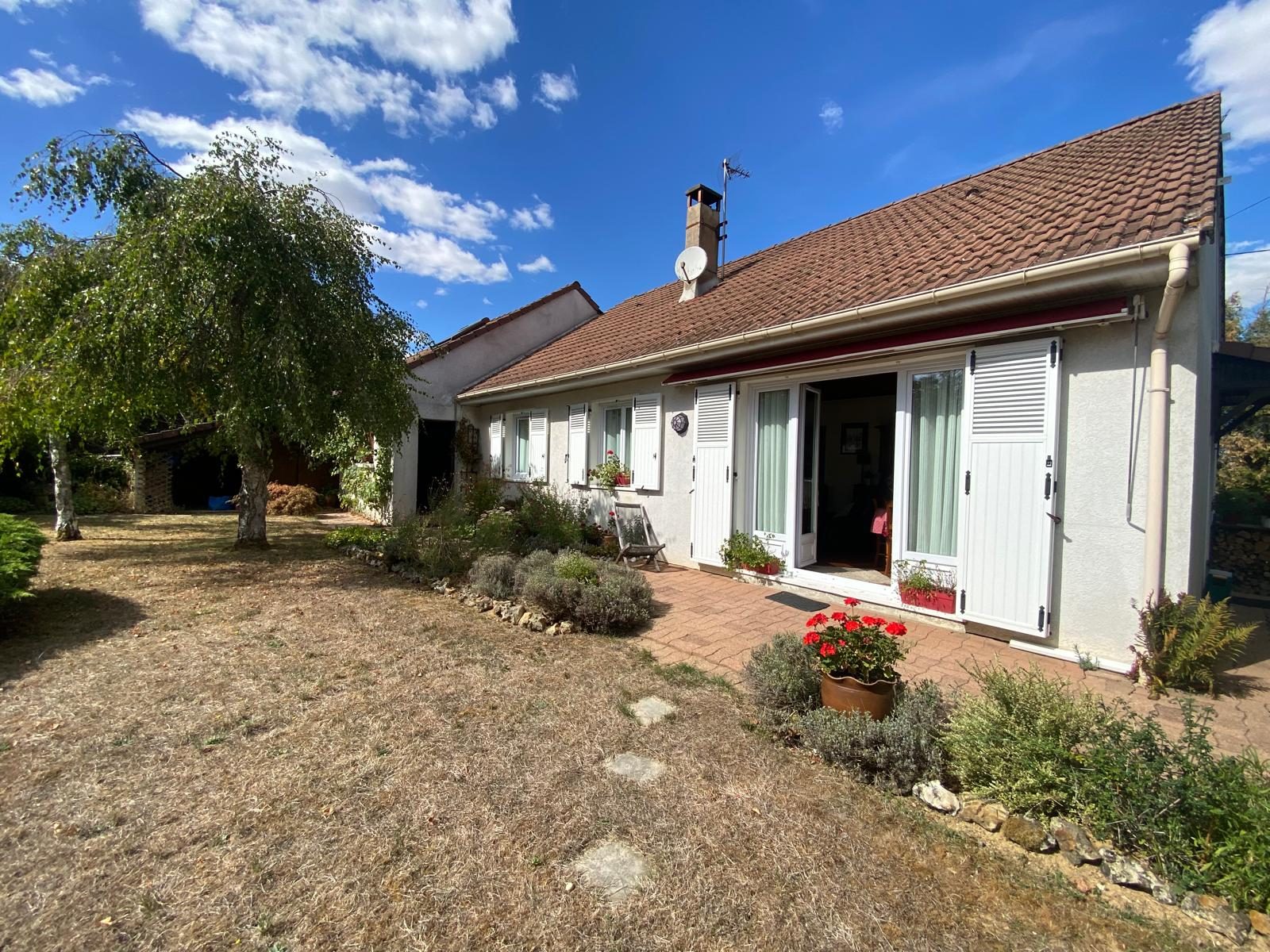Maison 5 pièces 84 m² · à Chaumot · 84,5 m² · 142 000 €