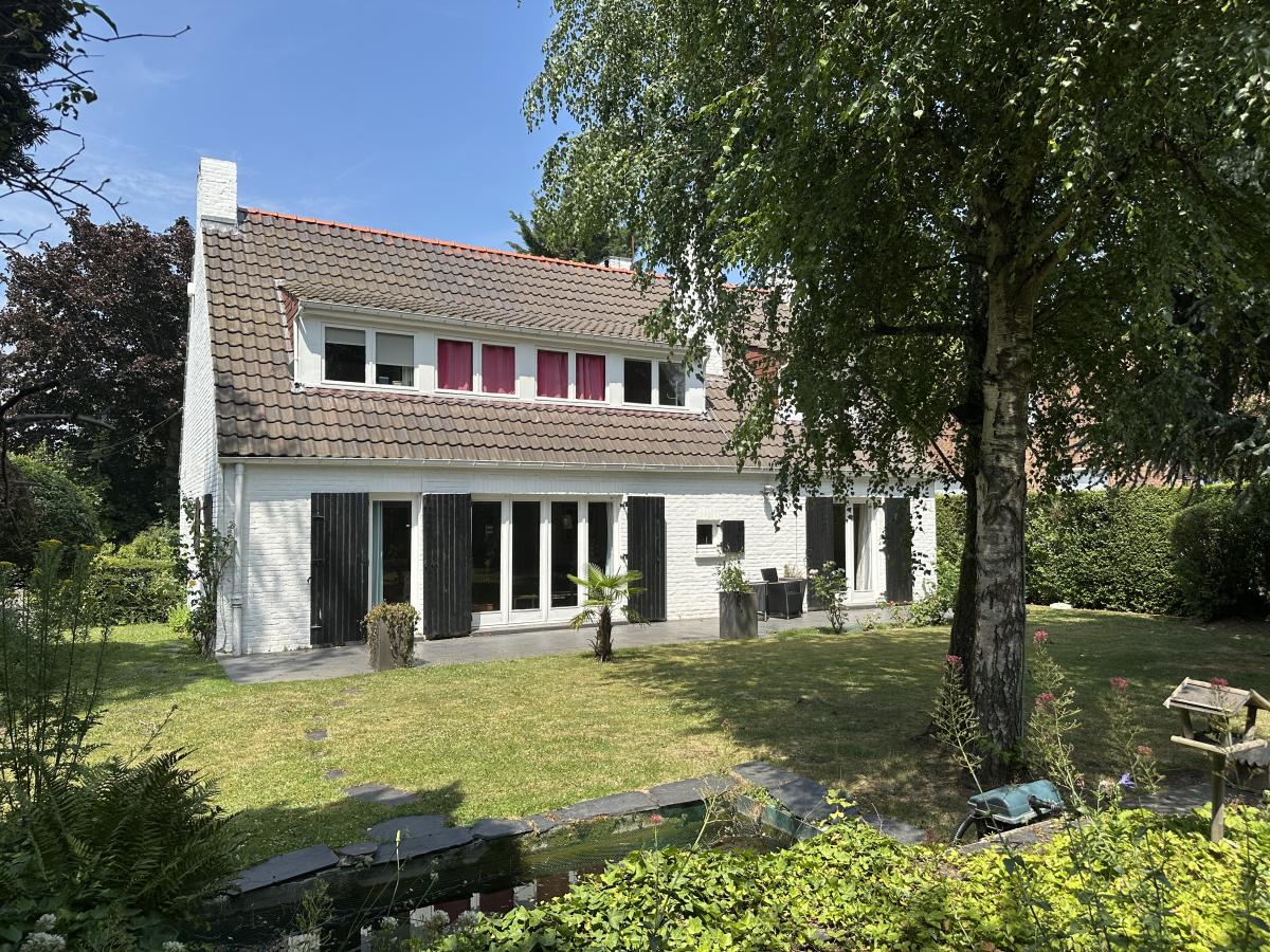Maison 1 pièce 160 m² · à Marcq-en-Barœul · 160 m² · 764 400 €
