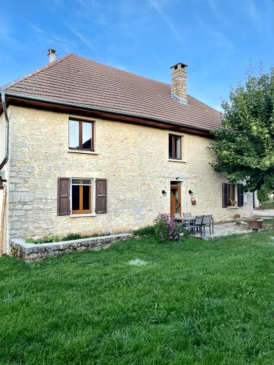 Maison 6 pièces 213 m² · à Voires · 213 m² · 425 000 €