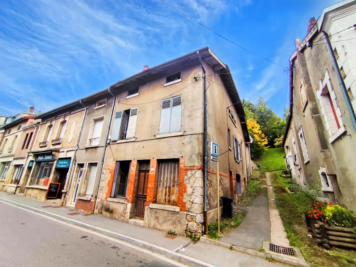 Maison 5 pièces 112 m² · à Dun-sur-Meuse · 112 m² · 25 000 €