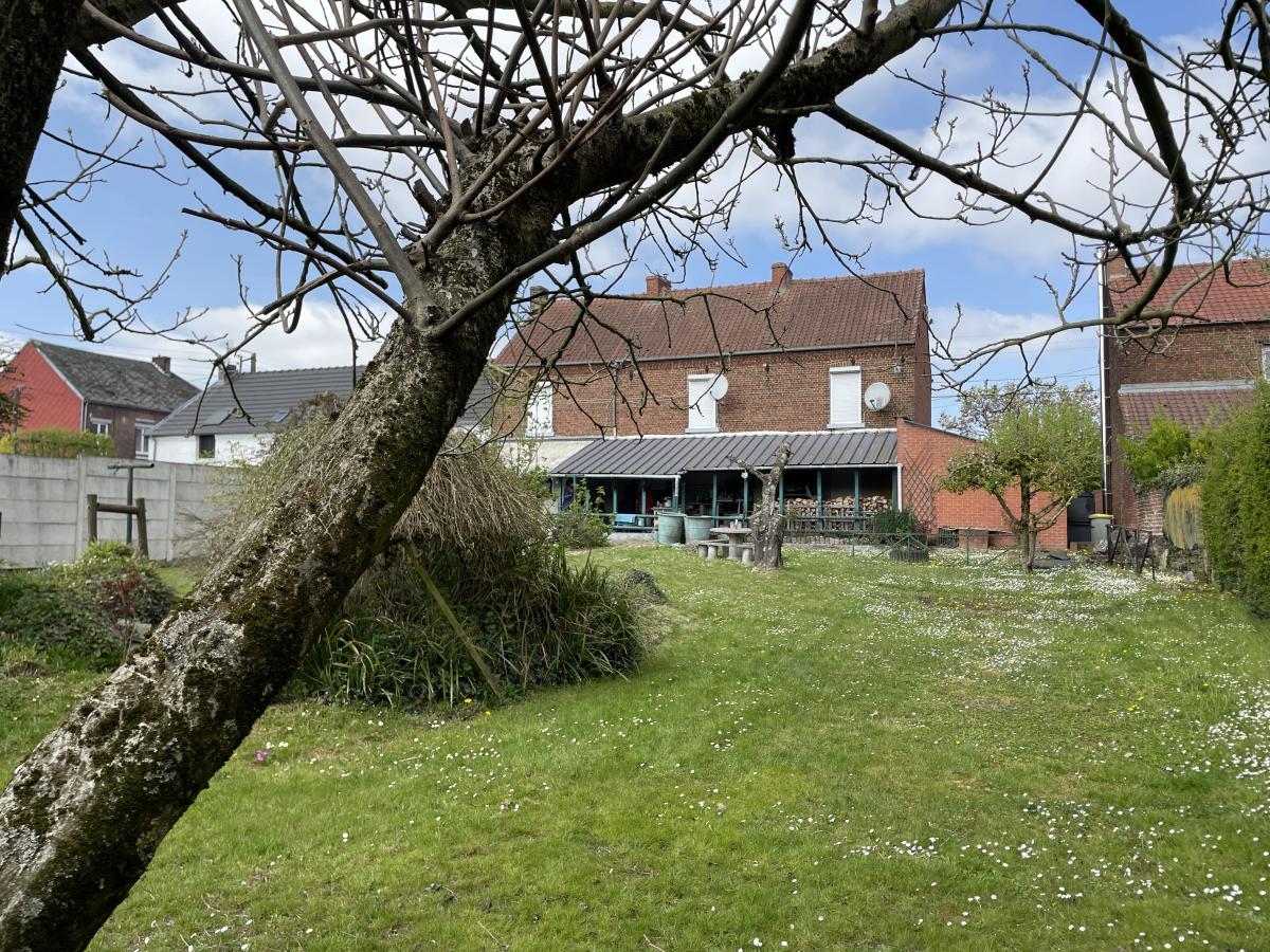 Maison 10 pièces 148 m² · à Feignies · 148 m² · 146 500 €
