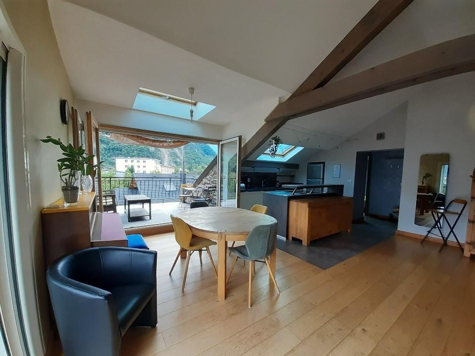 Appartement 4 pièces 67 m² · à Saint-Jean-de-Maurienne · 66,6 m² · 209 000 €