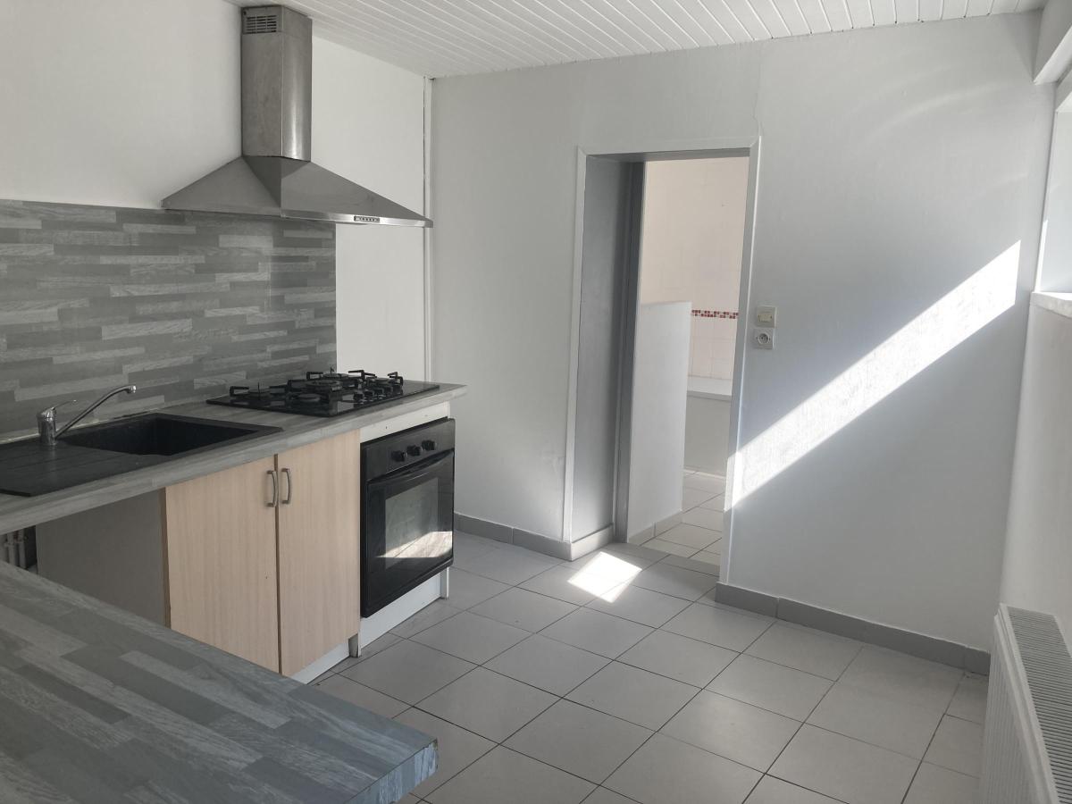 Maison 61 m² · à Jeumont · 61 m² · 750 €/mois