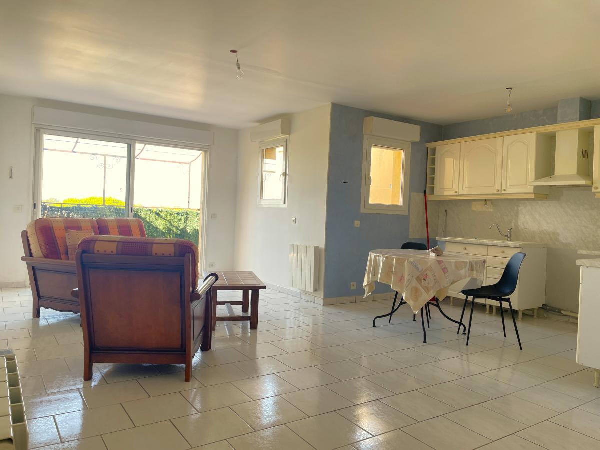 Appartement 3 pièces 67 m² · à Port-Saint-Louis-du-Rhône · 67 m² · 178 500 €