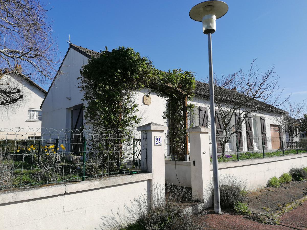 Maison 4 pièces 88 m² · à Descartes · 88 m² · 99 750 €