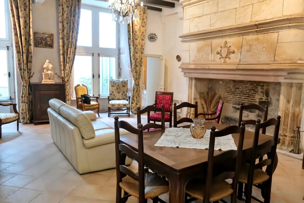 Appartement 3 pièces 106 m² · à Bourges · 105,8 m² · 220 000 €
