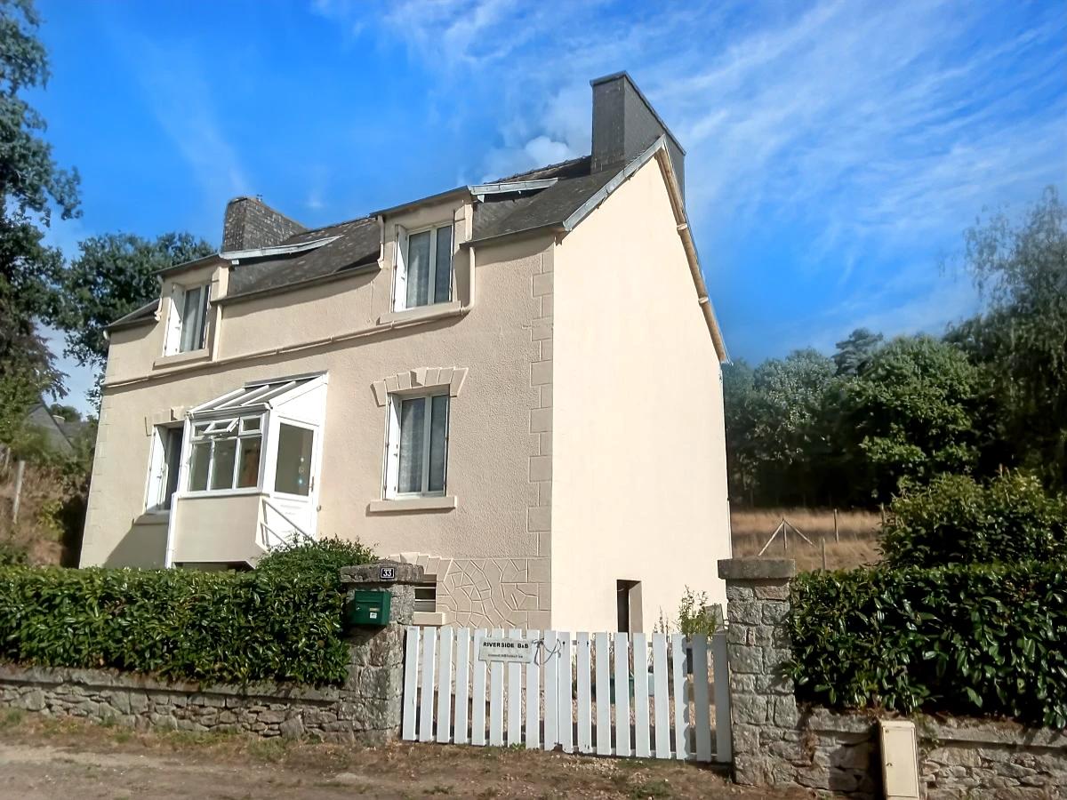 Maison 8 pièces 121 m² · à Huelgoat · 121 m² · 158 250 €
