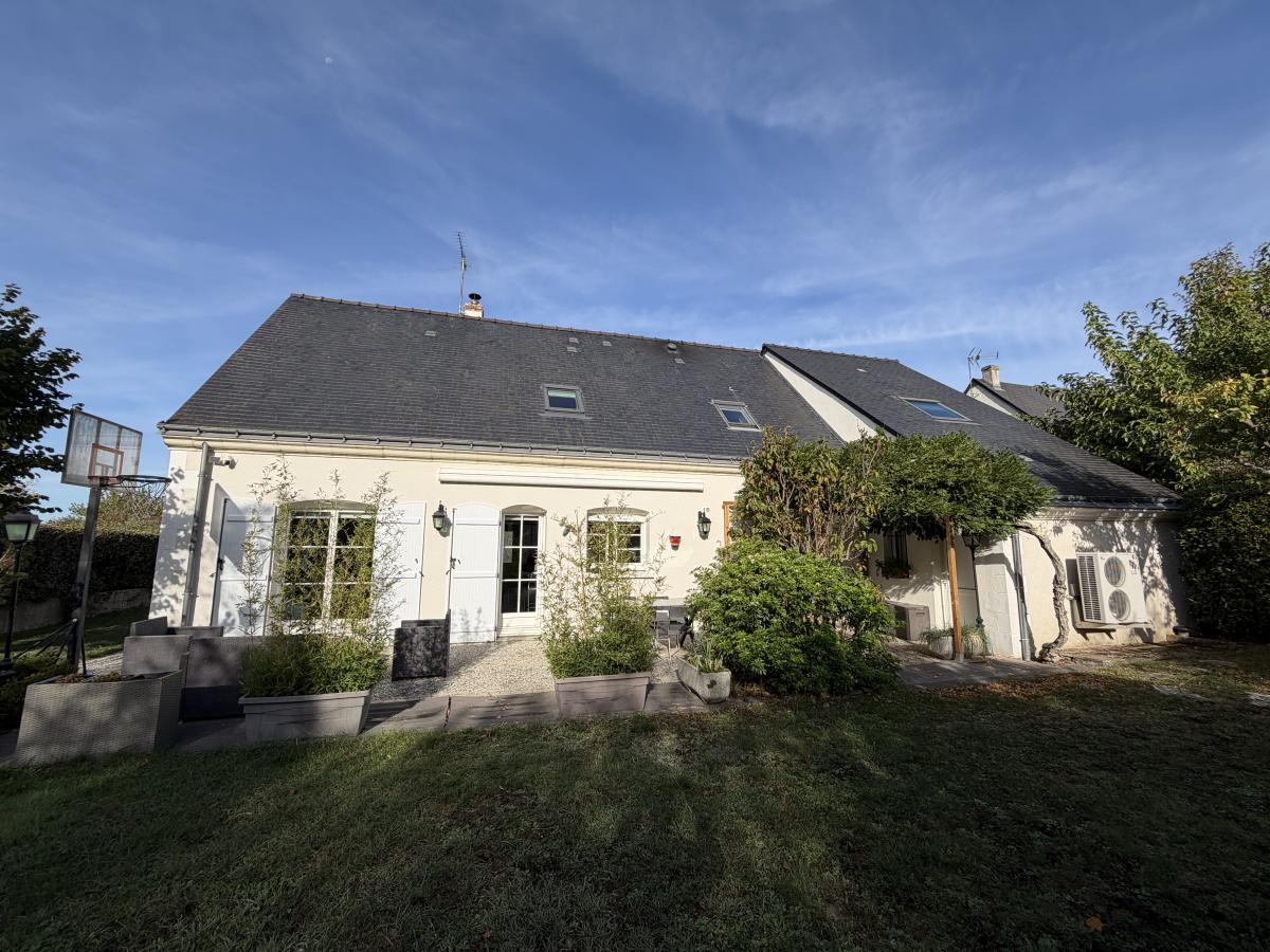 Maison 7 pièces 148 m² · à Notre-Dame-d'Oé · 148 m² · 467 980 €