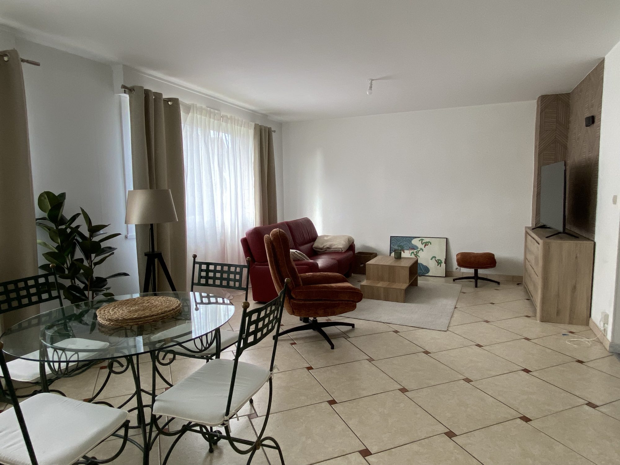 Appartement 3 pièces 79 m² · à Lesquin · 79 m² · 1 030 €/mois