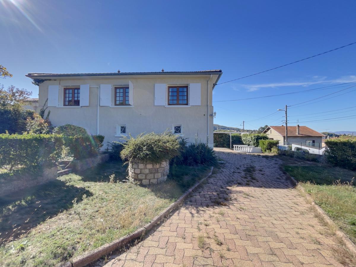Maison 5 pièces 98 m² · à Neuville-sur-Saône · 98 m² · 400 000 €