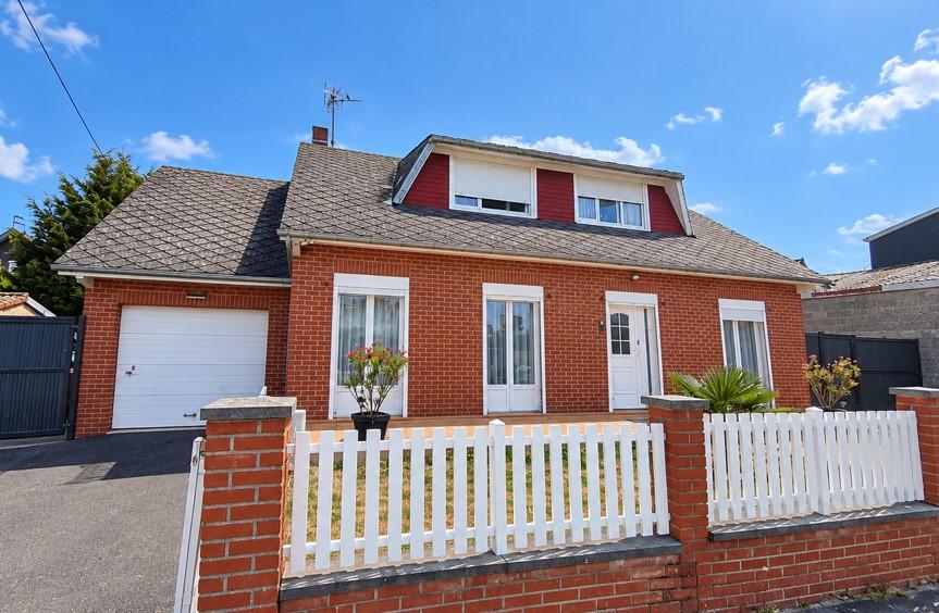 Maison 6 pièces 138 m² · à Hautmont · 138,2 m² · 234 800 €