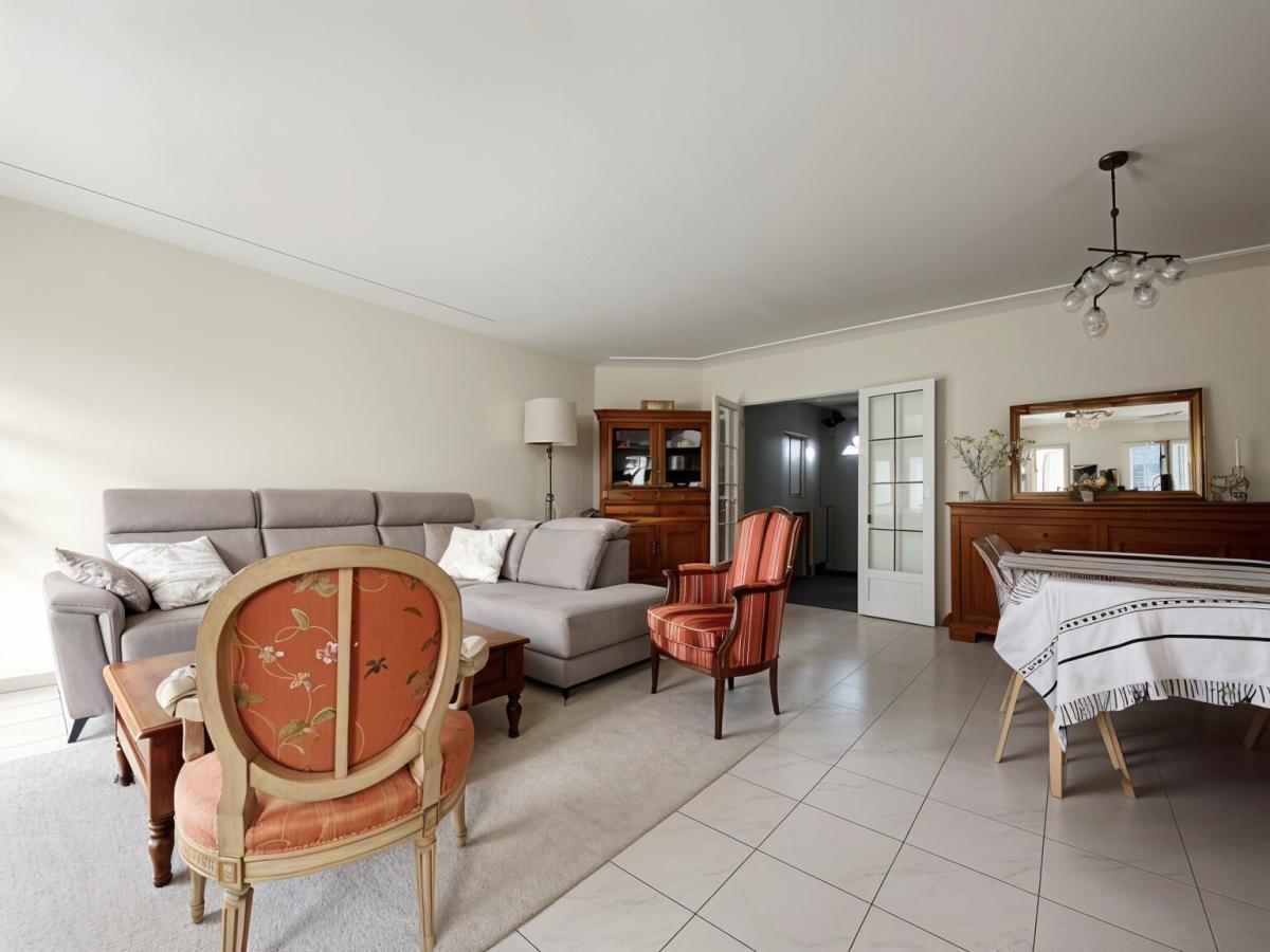 Maison 6 pièces 135 m² · à Saint-Barthélemy-d'Anjou · 135 m² · 390 000 €