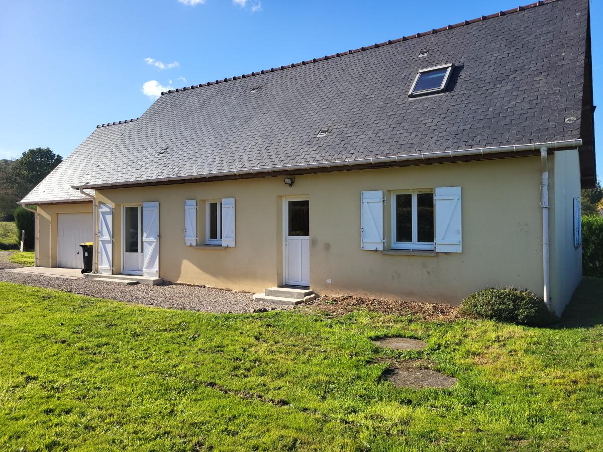 Maison 4 pièces 95 m² · à Souleuvre en Bocage · 95 m² · 590 €/mois