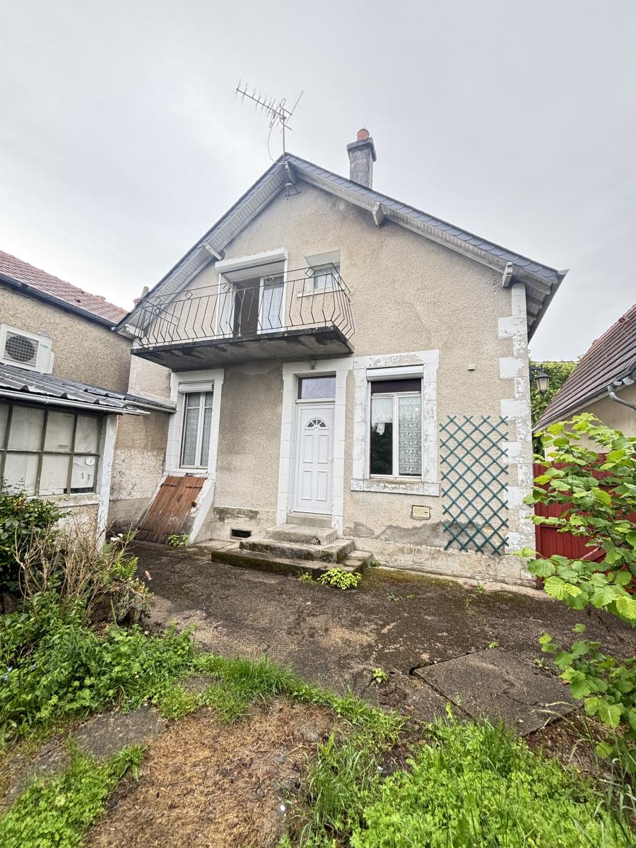Maison 5 pièces 96 m² · à Bourges · 96 m² · 97 200 €