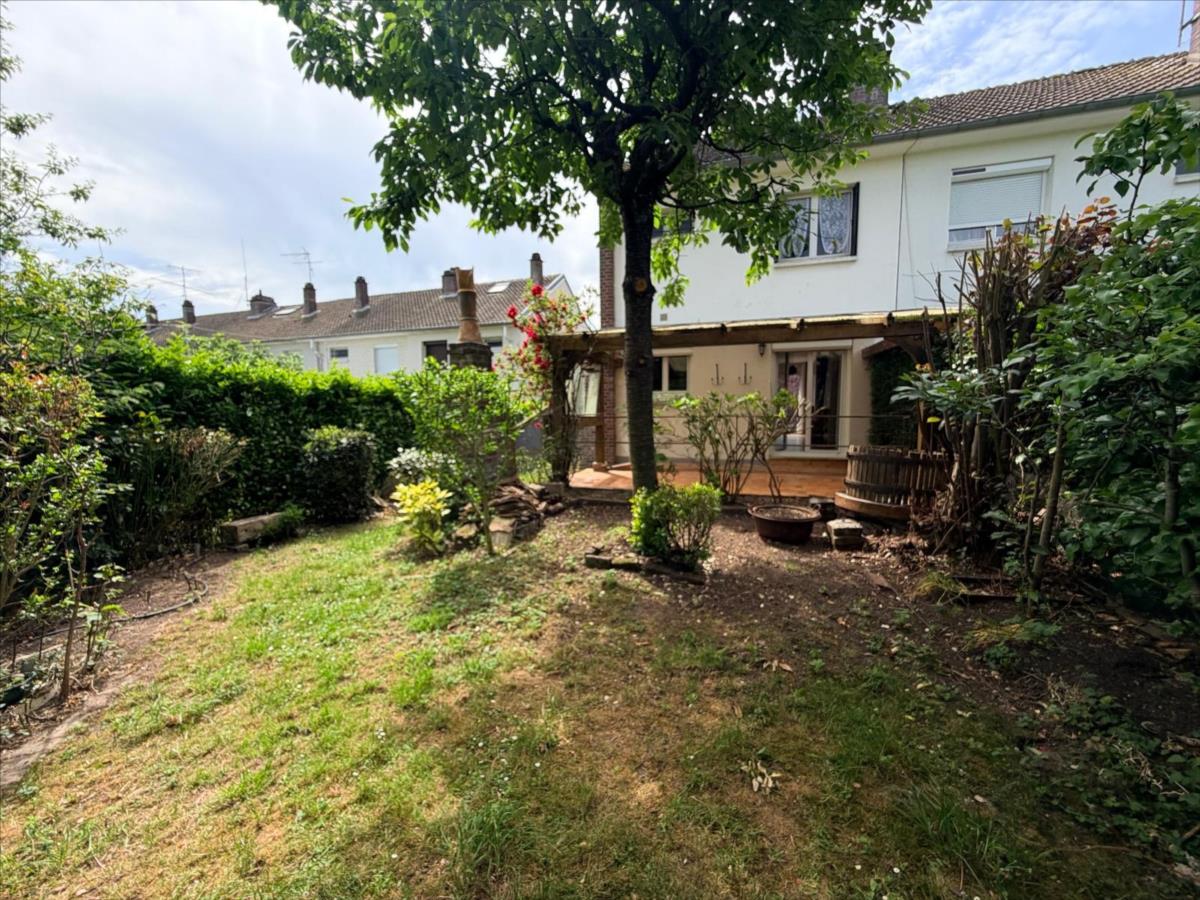 Maison 4 pièces 76 m² · à Rouen · 76 m² · 122 000 €