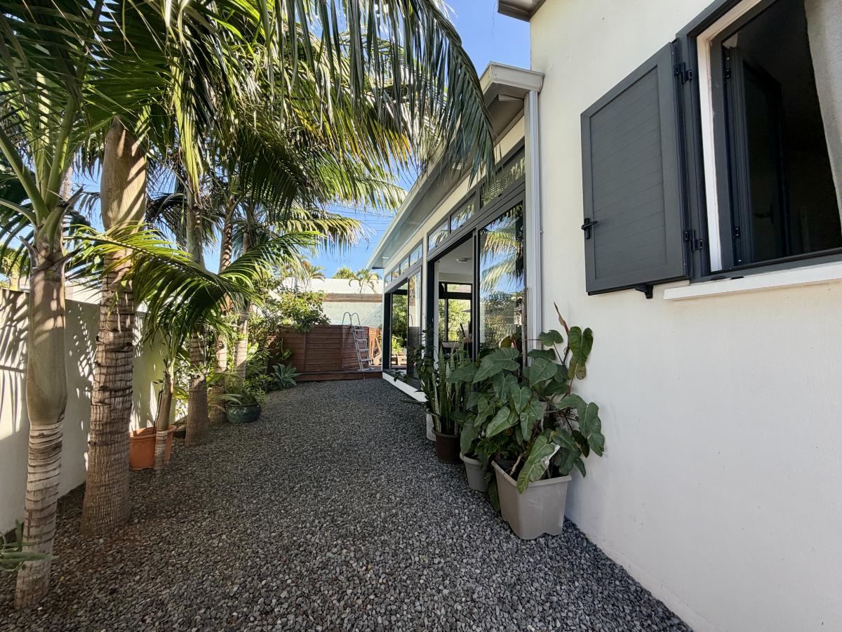 Maison 4 pièces 108 m² · à Petite-Île · 108 m² · 345 000 €