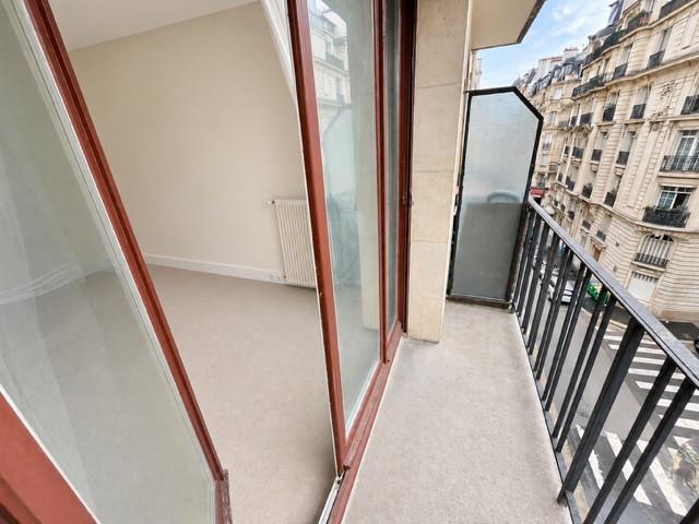 Appartement 2 pièces 54 m² · à Paris 17e Arrondissement · 54,4 m² · 572 000 €