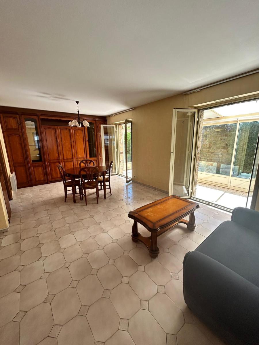 Maison 4 pièces 106 m² · à Vannes · 105,6 m² · 571 720 €