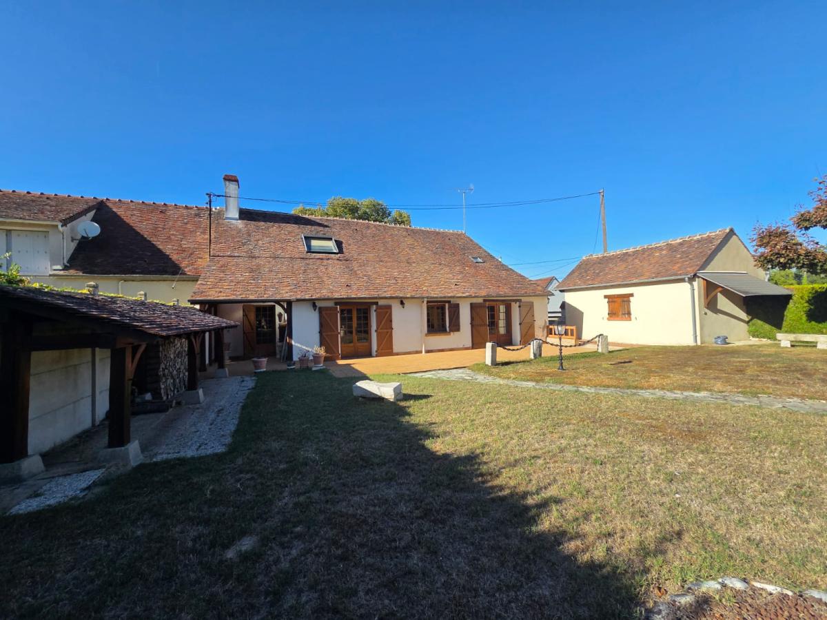 Maison 4 pièces 148 m² · à Montcresson · 148 m² · 147 600 €